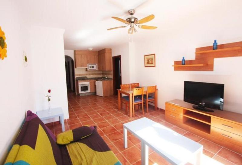 Apartamentos Nerjaluna Szoba fotó