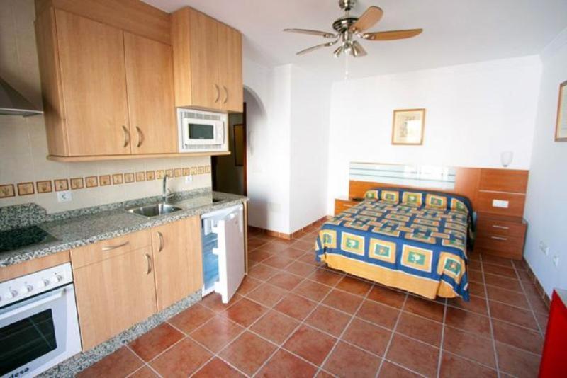 Apartamentos Nerjaluna Szoba fotó